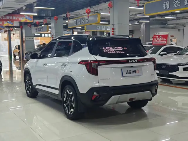 Kia Seltos — Фото автомобиля 12