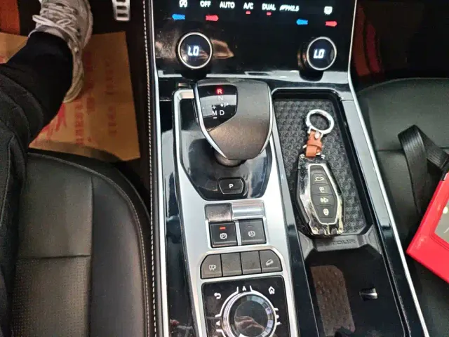 Jetour X90 — Фото автомобиля 9