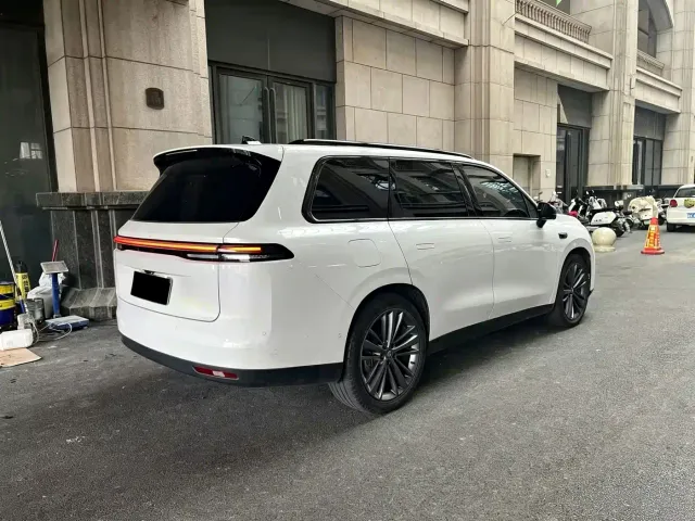 Leapmotor C16 — Фото автомобиля 7