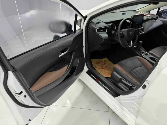 Toyota Corolla — Фото автомобиля 7