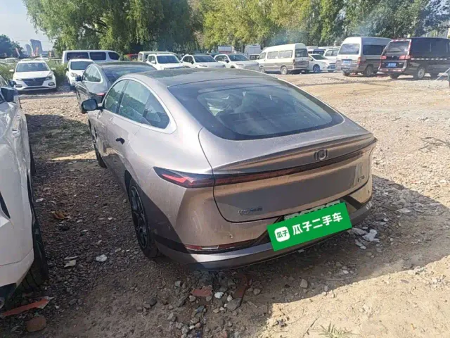 Changan Qiyuan A07 — Фото автомобиля 4