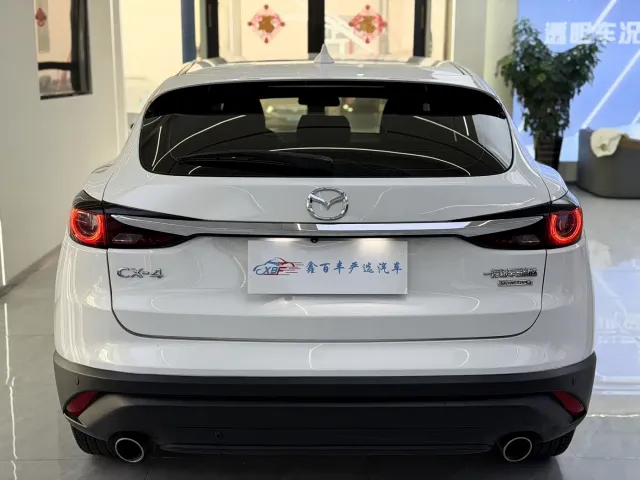 Mazda CX-4 — Фото автомобиля 9