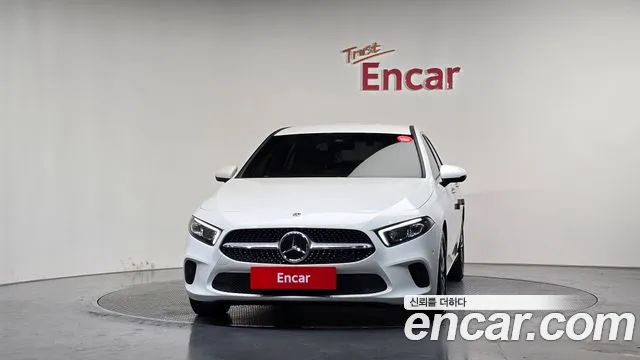 Mercedes-Benz A-Class W177 — Фото автомобиля 3