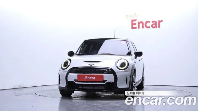 MINI Cooper — Фото автомобиля 3