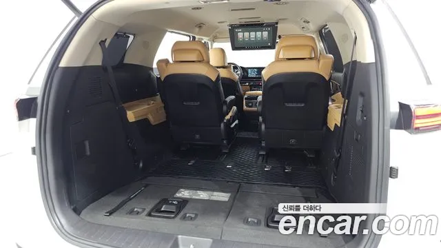 Kia Carnival Generation 4 — Фото автомобиля 20