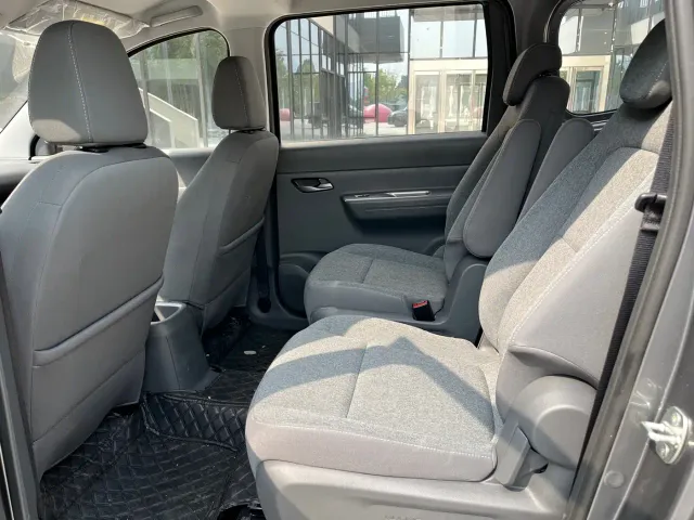 Wuling Motors Wuling Hongguang New Energy 2026 Extended-range Hybrid 150KM Comfort — Фото автомобиля 7