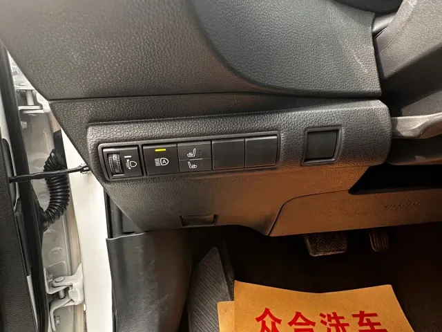 Toyota Corolla — Фото автомобиля 14