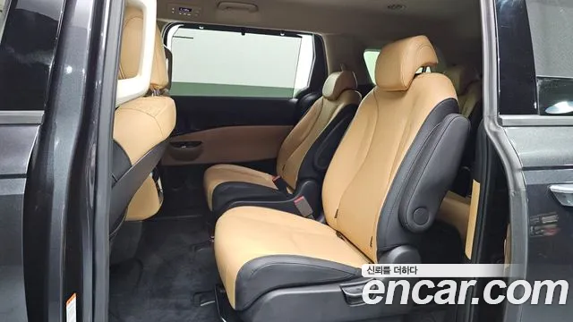 Kia Canival Carnival 4 поколение Дизель 9 мест Noblesse — Фото автомобиля 10