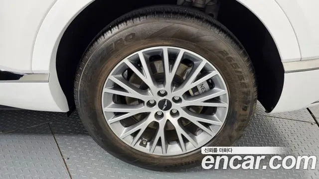 Genesis GV80 2.5T Бензин 2WD — Фото автомобиля 19