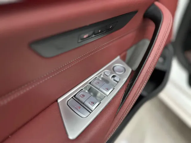 BMW 5 Series — Фото автомобиля 7