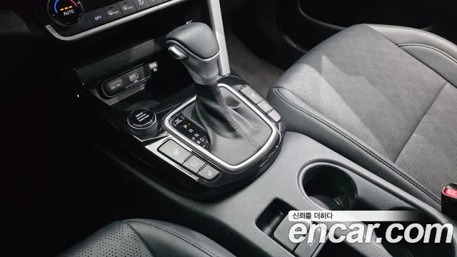 Kia Seltos — Фото автомобиля 9