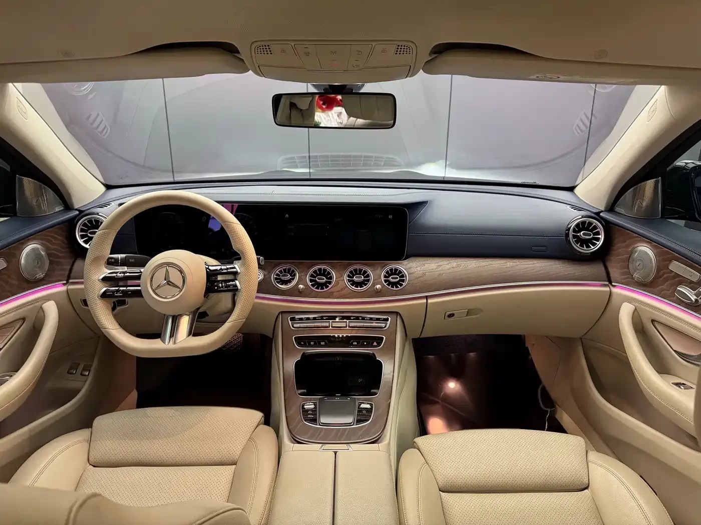Mercedes-Benz Mercedes-Benz E-Class New Energy 2022 E 350 e L Plug-in Hybrid Sports Sedan — Фото автомобиля 5