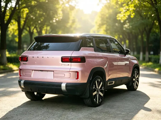 Geely ICON — Фото автомобиля 5