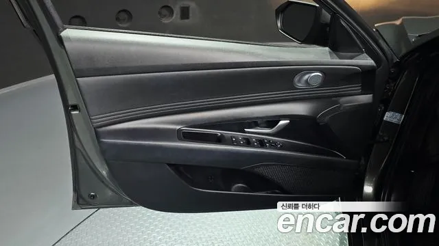 Hyundai Avante CN7 — Фото автомобиля 13