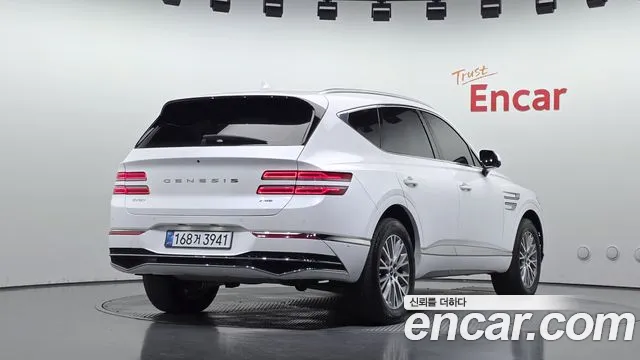 Genesis GV80 — Фото автомобиля 2
