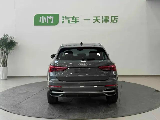 Audi Q3 — Фото автомобиля 4
