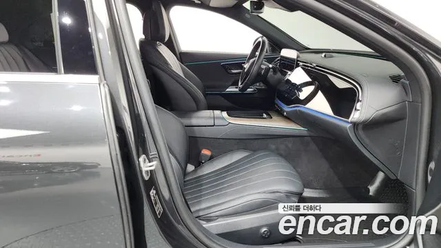 Mercedes-Benz E-Class E-класс W214 E300 4MATIC Exclusive — Фото автомобиля 22