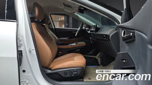 Kia EV6 — Фото автомобиля 16
