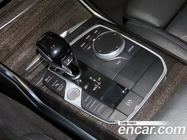 BMW 3-Series 3 серия (G20) 320i Luxury — Фото автомобиля 12