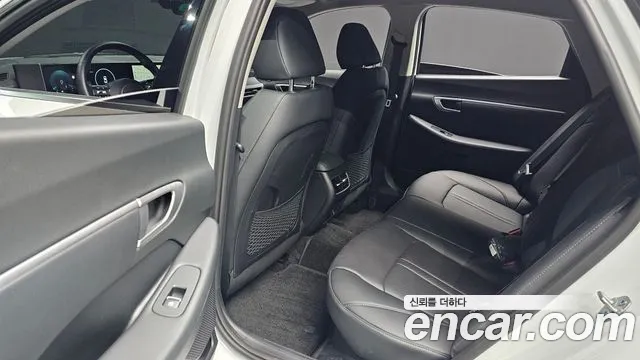 Hyundai Sonata — Фото автомобиля 18