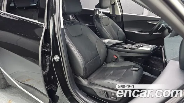 Kia EV6 — Фото автомобиля 16