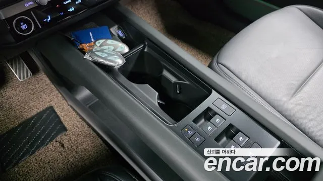 Hyundai Ioniq6 Long Range AWD — Фото автомобиля 30