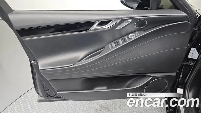 Genesis G80 RG3 — Фото автомобиля 13