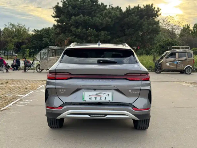 BYD Song PLUS — Фото автомобиля 5