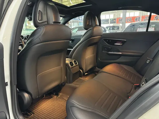 Mercedes-Benz C-Class — Фото автомобиля 8