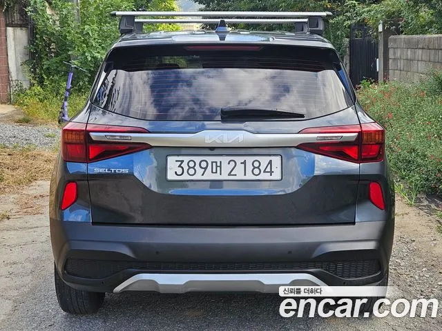 Kia Seltos — Фото автомобиля 4