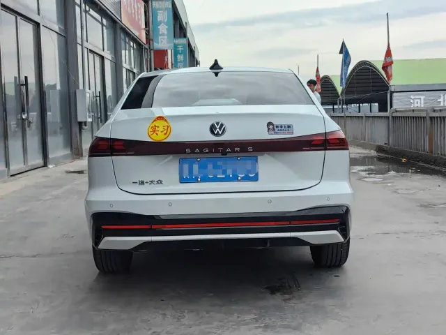 Volkswagen Sagitar — Фото автомобиля 5