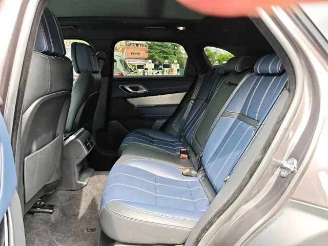 Land Rover Range Rover Velar — Фото автомобиля 25