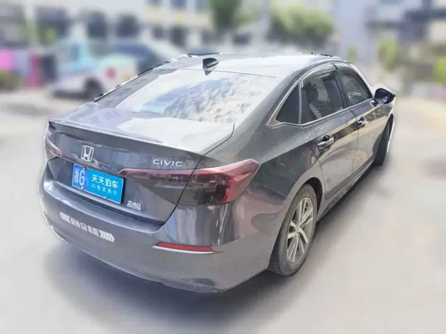 Honda Civic — Фото автомобиля 2