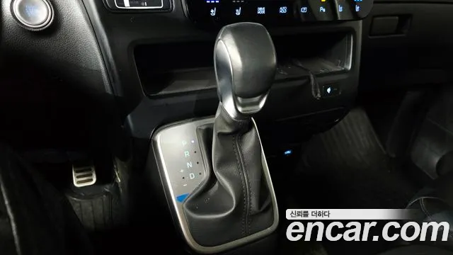 Hyundai Staria — Фото автомобиля 9