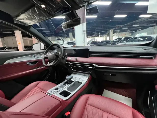 Jetour Jetour X70 PLUS 2023 1.5T DCT Warrior PLUS 5-seater — Фото автомобиля 13