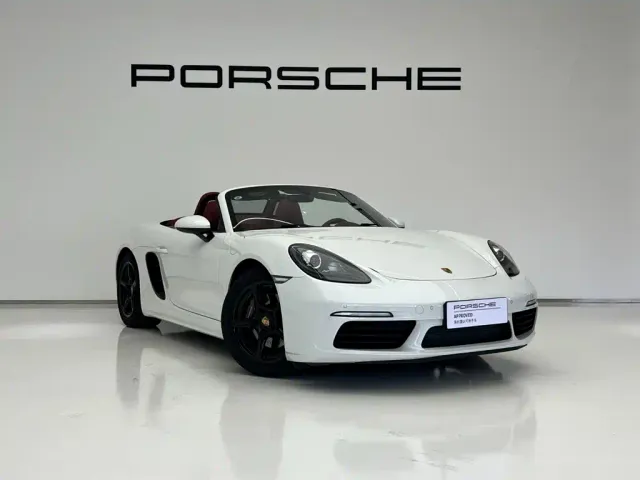 Porsche 718 — Фото автомобиля 6
