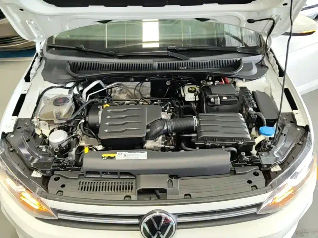 Volkswagen Polo — Фото автомобиля 19