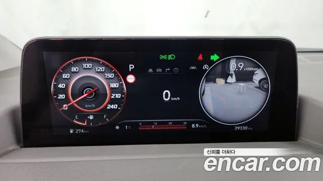 Hyundai Staria Staria 4WD Lounge 9 мест — Фото автомобиля 8
