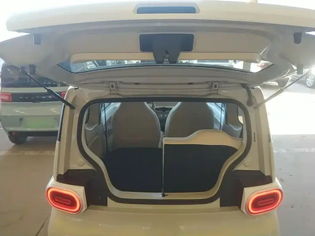 Wuling Hongguang Mini EV — Фото автомобиля 18