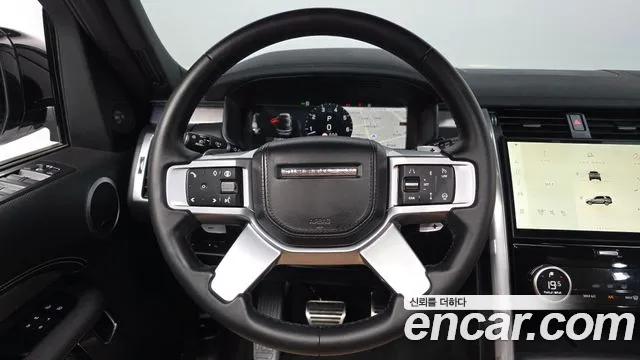 Land Rover Discovery — Фото автомобиля 13