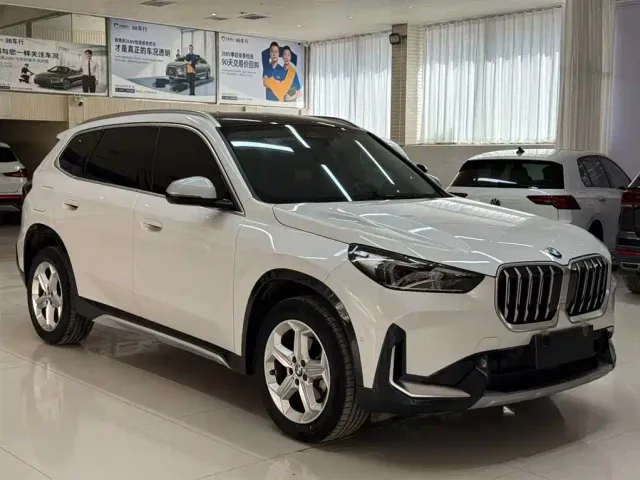 BMW X1 — Фото автомобиля 3