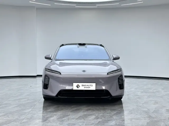 Nio ET5 — Фото автомобиля 2