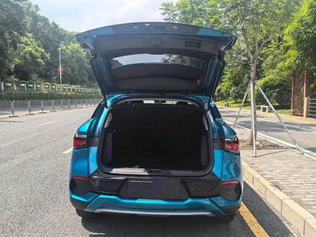 BYD Yuan PLUS — Фото автомобиля 19