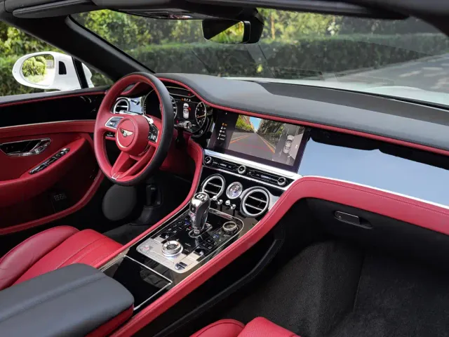 Bentley Continental — Фото автомобиля 18