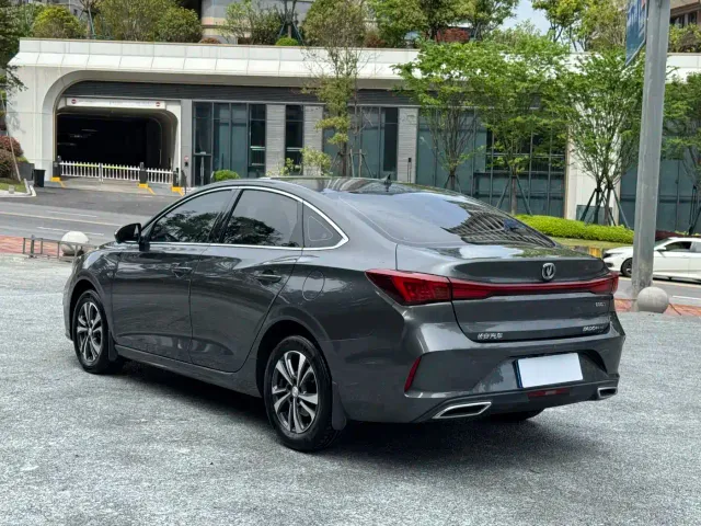 Changan Eado — Фото автомобиля 11