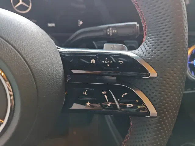 Mercedes-Benz A-Class — Фото автомобиля 22