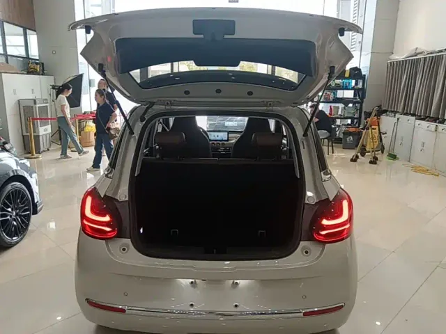 Wuling Bingo — Фото автомобиля 18
