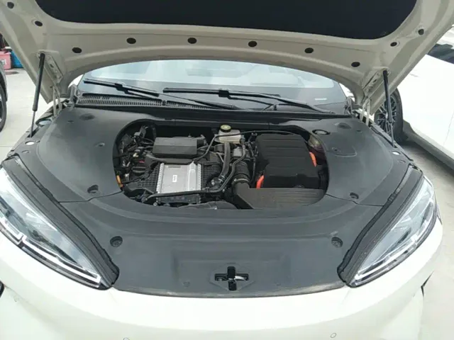 BYD Seal 07 DM-i — Фото автомобиля 19