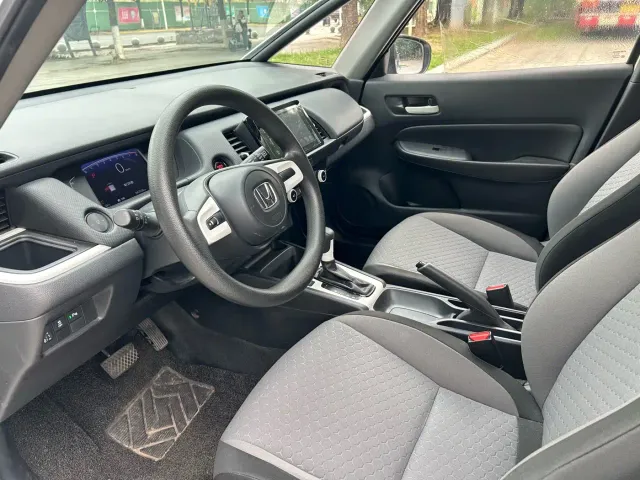 Honda Fit — Фото автомобиля 6