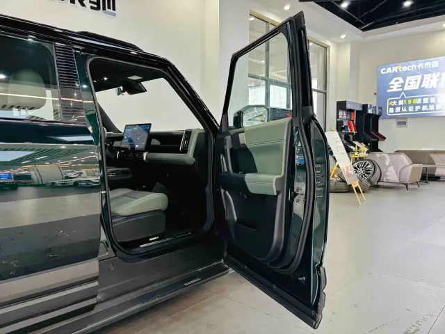 Chery Storm X3 — Фото автомобиля 27